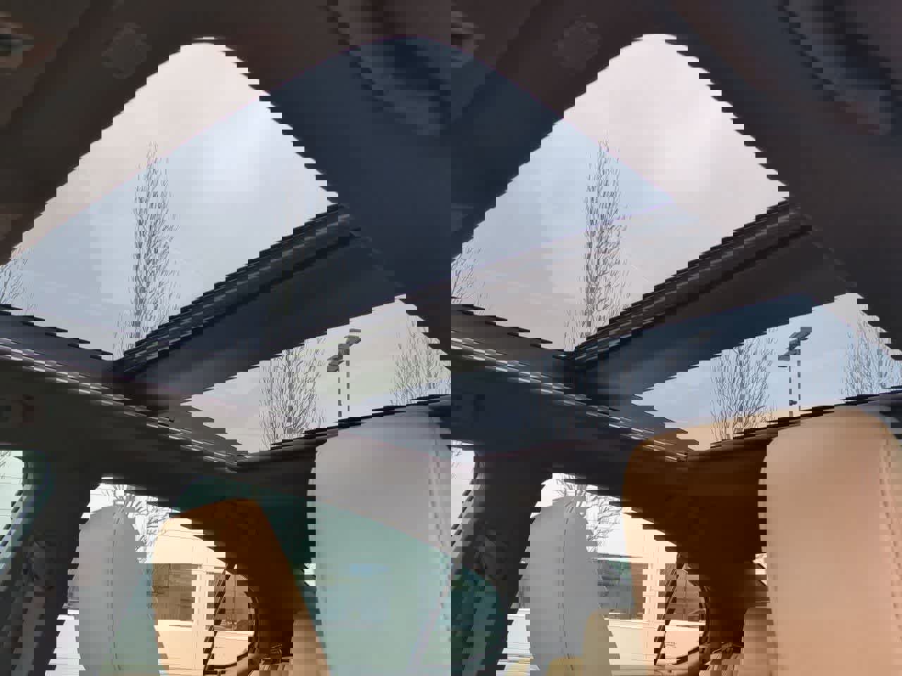 Used 2019 Lexus ES 350 Luxury w/ Accessory Package image 18