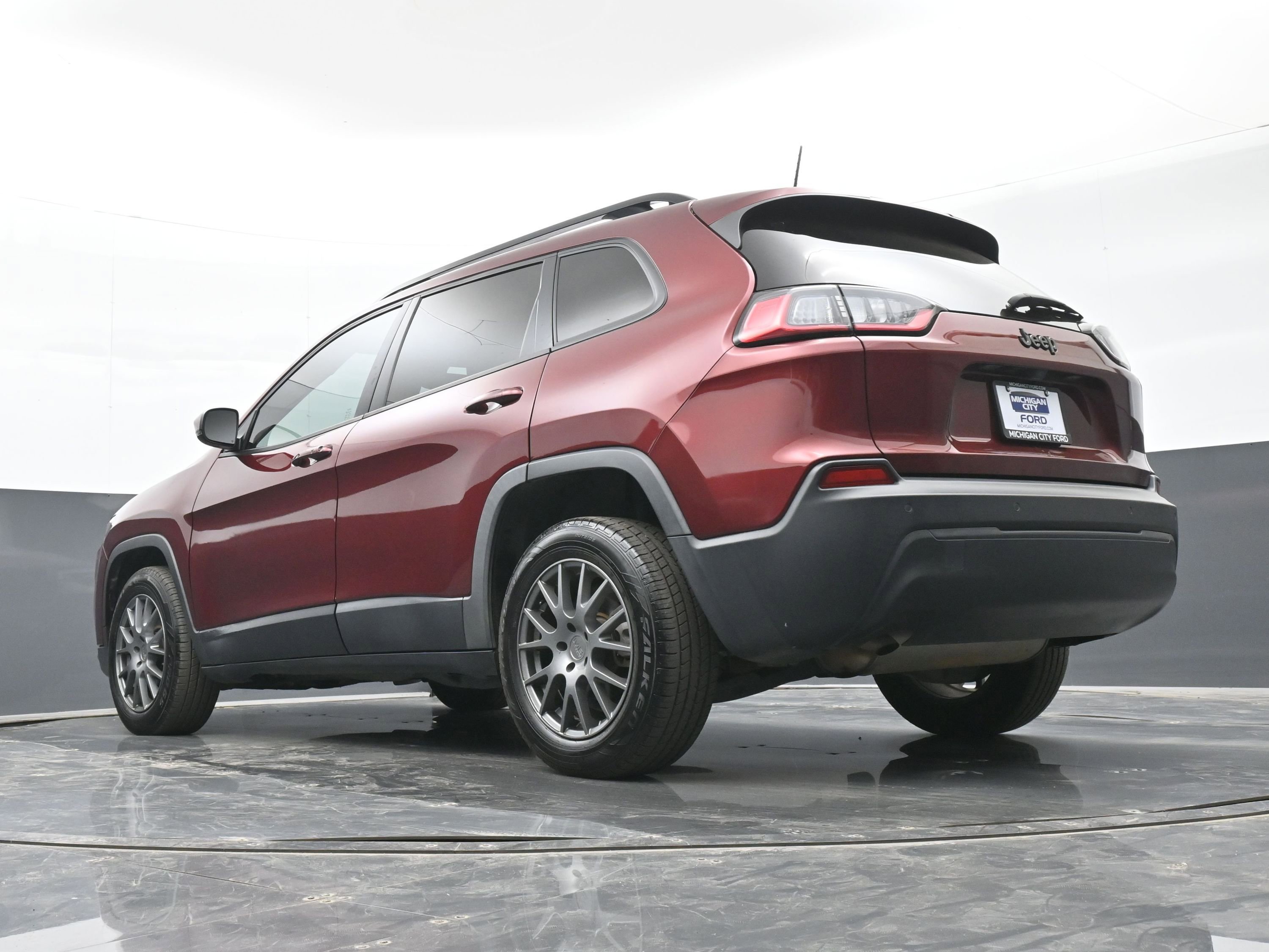 Used 2020 Jeep Cherokee Latitude Plus image 38