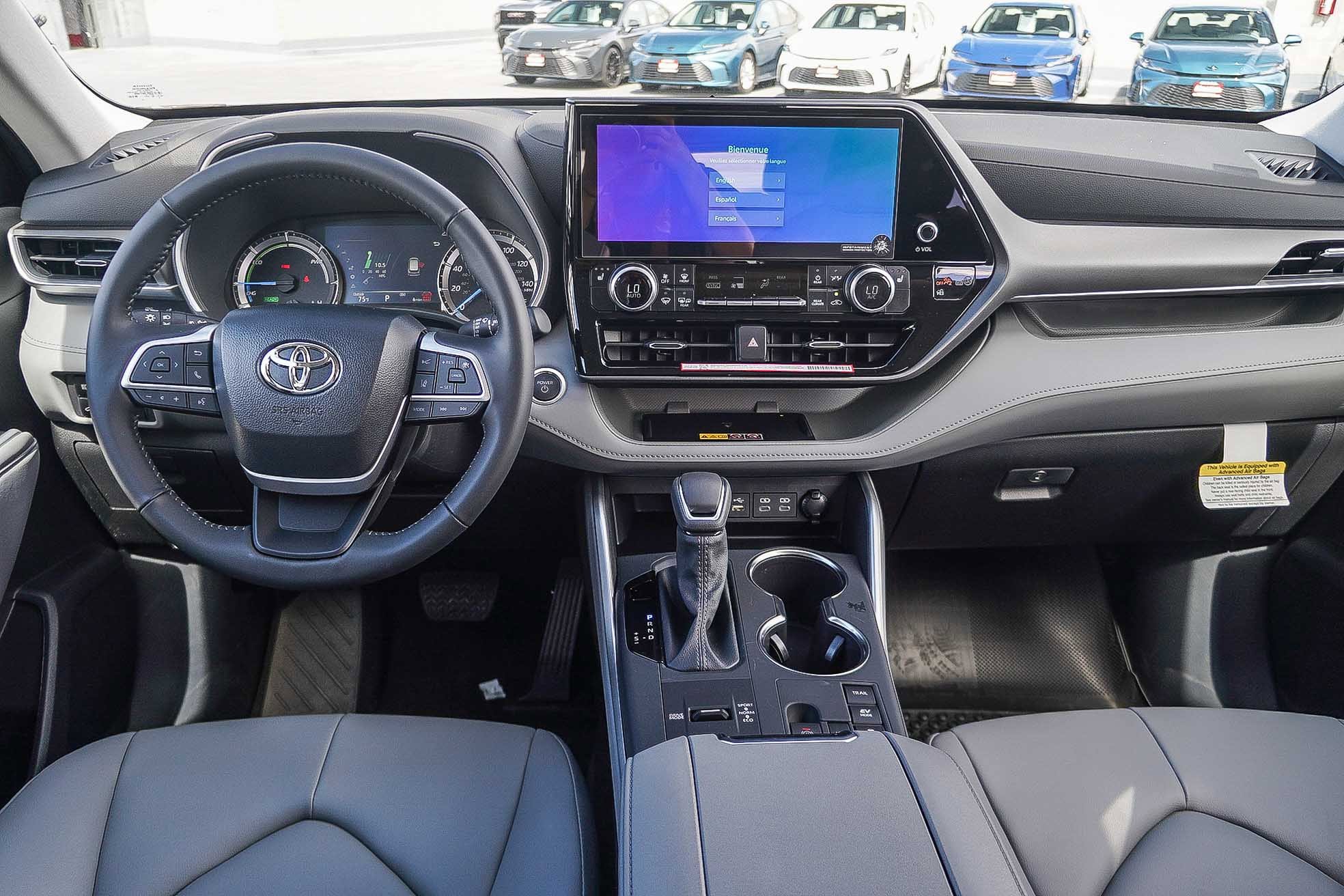 New 2026 Toyota Highlander XLE image 14