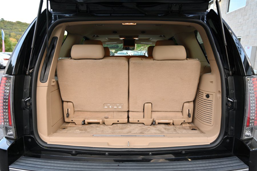 Used 2014 Cadillac Escalade Premium AWD/4WD image 20
