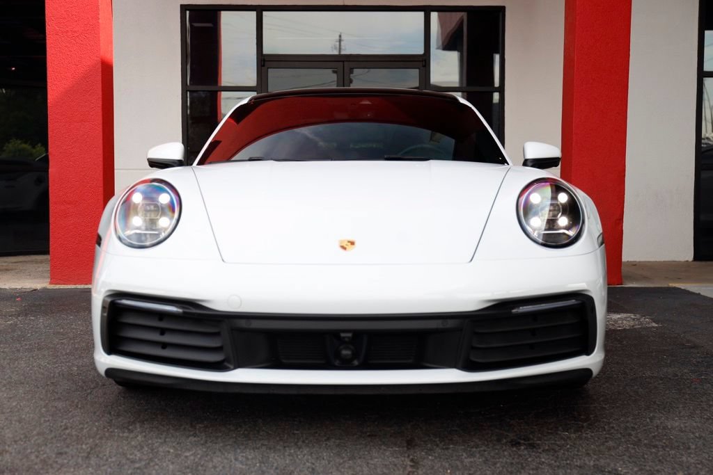 Used 2020 Porsche 911 Carrera RWD image 3