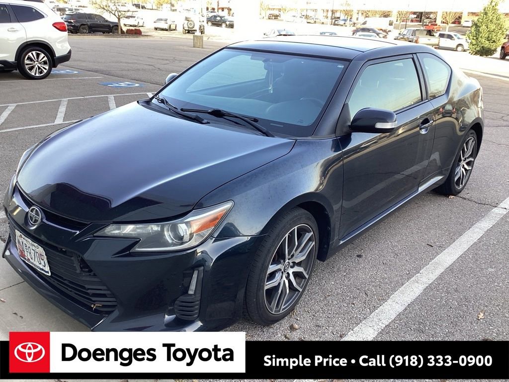 Used 2015 Scion tC image 3
