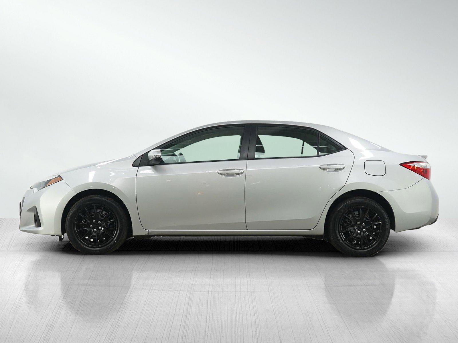 Used 2014 Toyota Corolla S image 2
