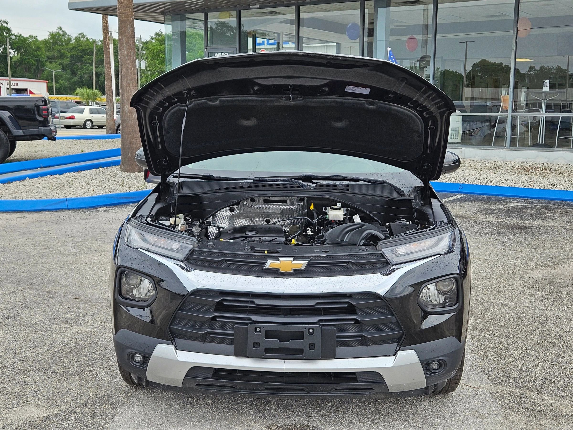 Used 2023 Chevrolet TrailBlazer LT w/ Convenience Package FWD image 19