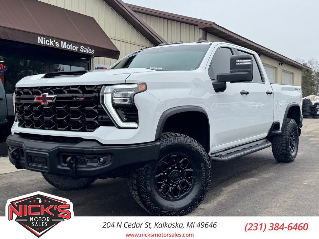 Used 2024 Chevrolet Silverado 2500 ZR2 w/ ZR2 Bison Edition image 1