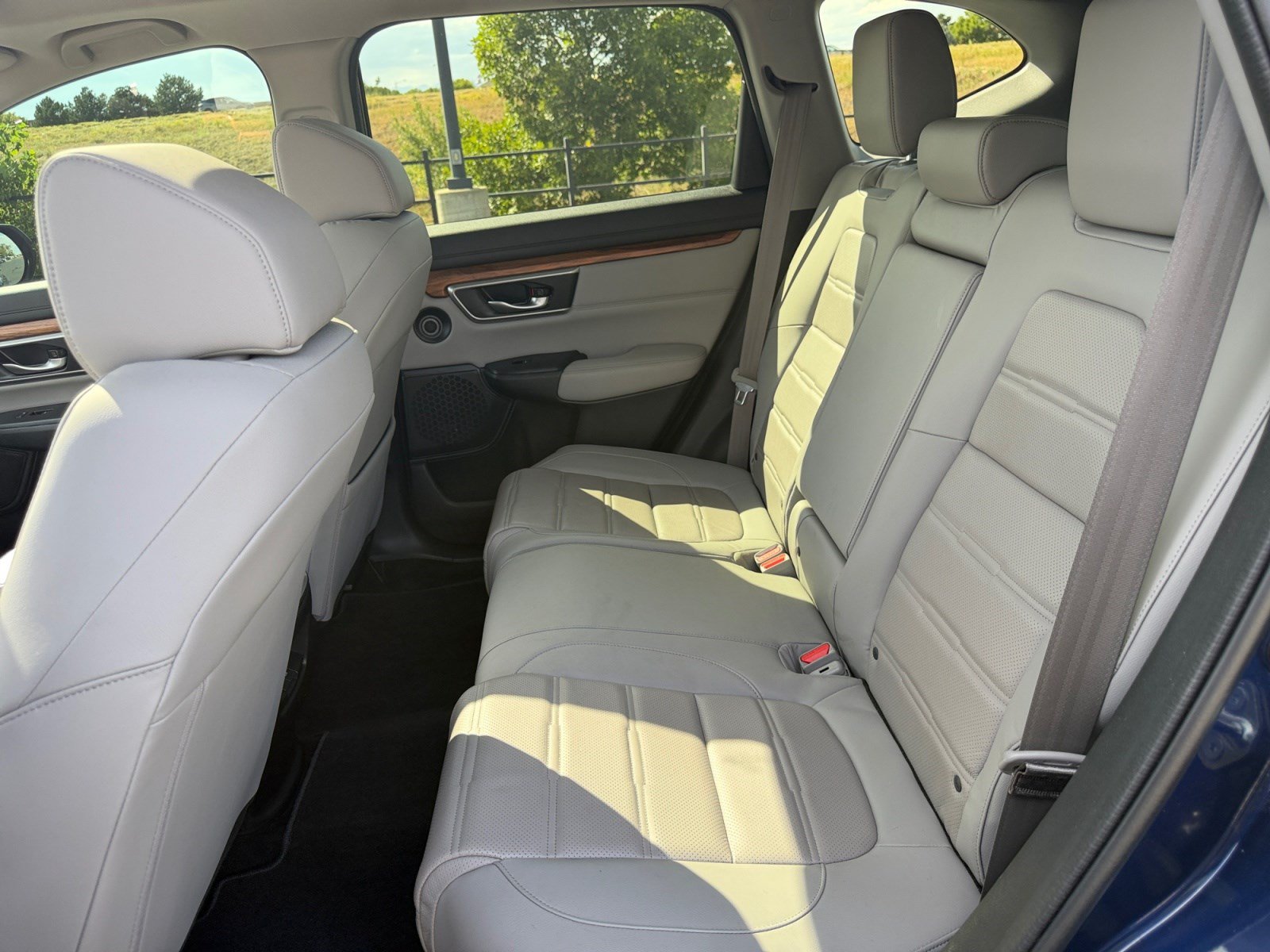 Used 2020 Honda CR-V Touring image 17