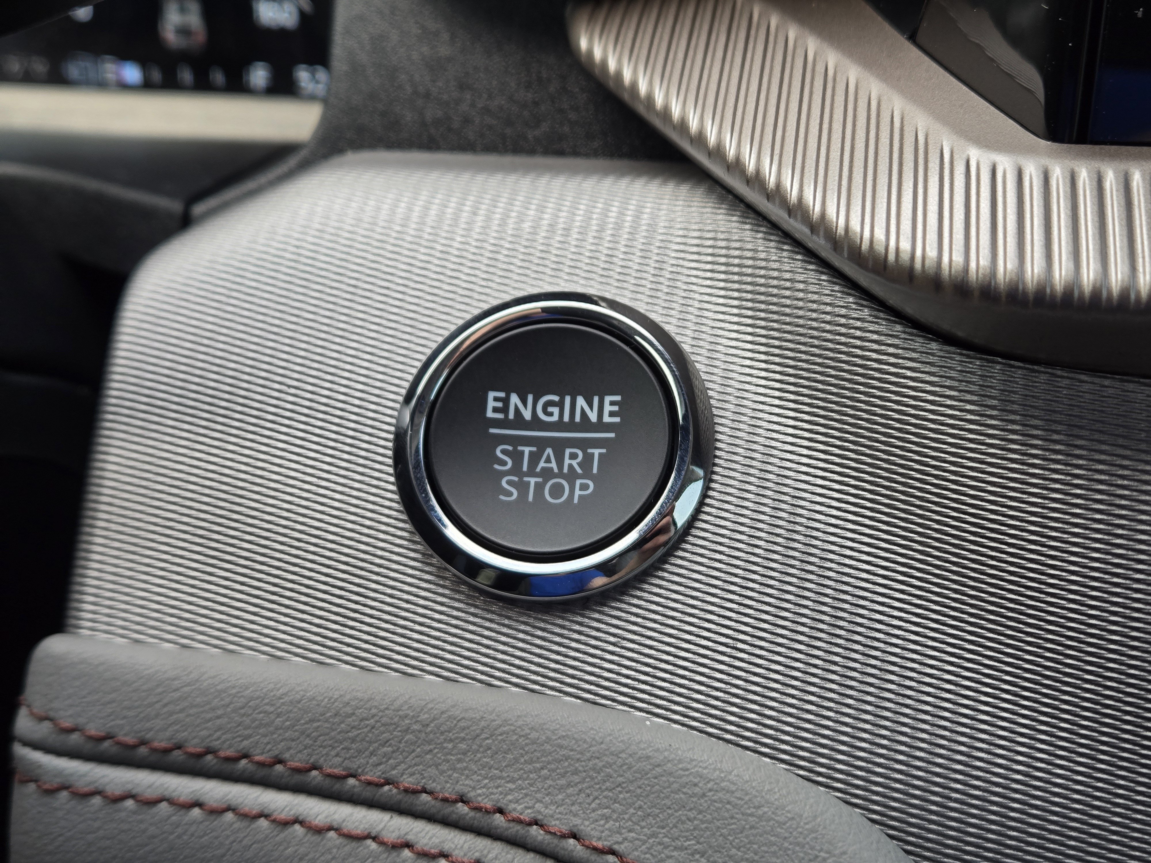 New 2026 Ford Explorer Active w/ Active Comfort Package RWD image 30