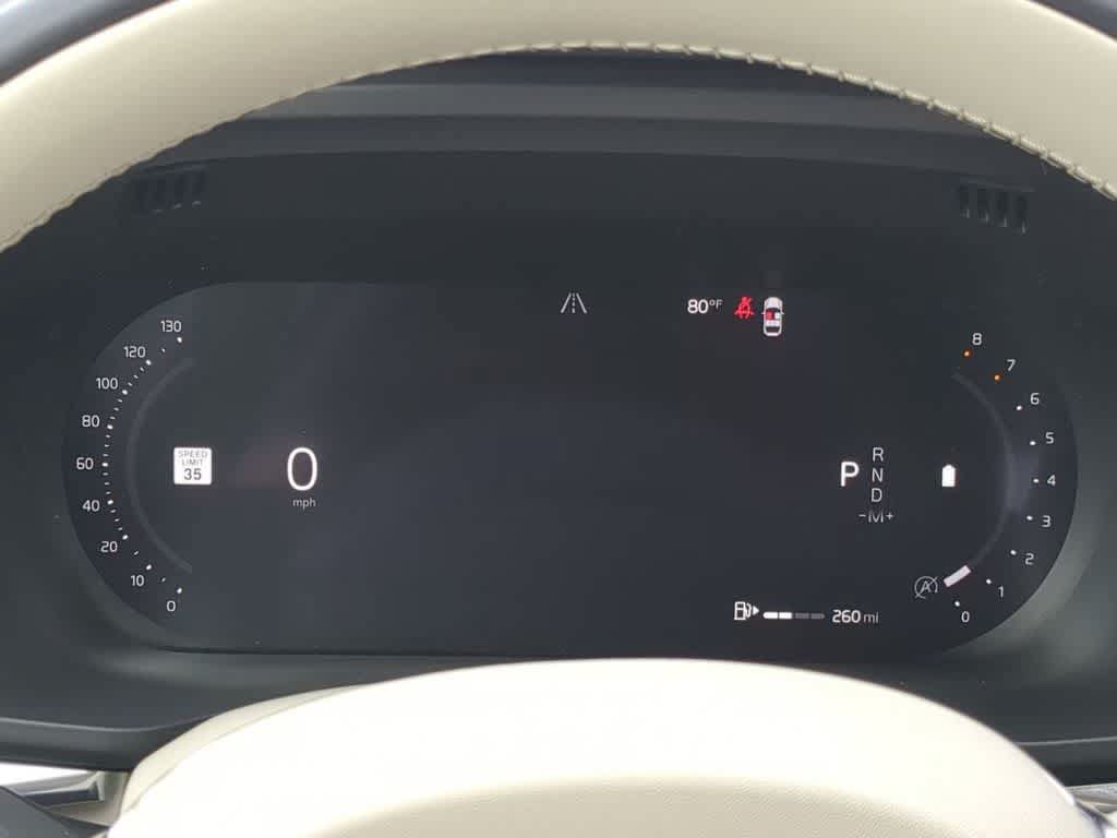 Certified 2023 Volvo XC60 B5 Plus w/ Climate Package AWD/4WD image 31