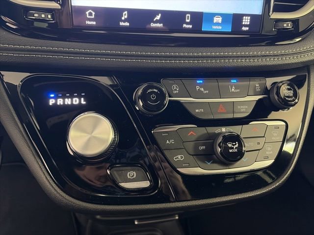 New 2027 Chrysler Pacifica Select FWD image 19
