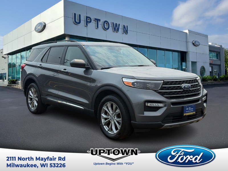 Certified 2023 Ford Explorer XLT w/ Equipment Group 202A AWD/4WD image 1