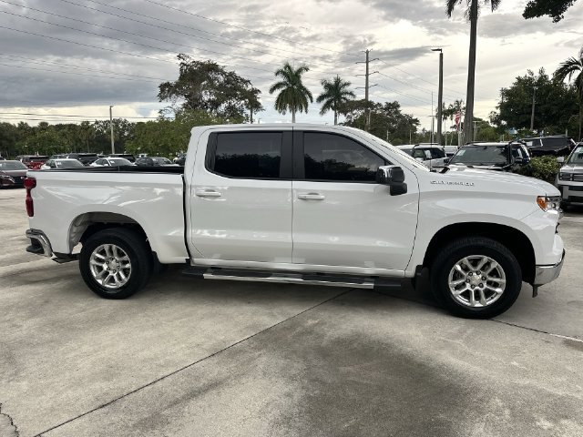 Used 2024 Chevrolet Silverado 1500 LT RWD image 18
