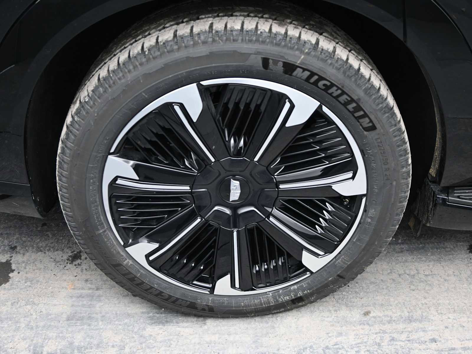 New 2025 Cadillac Escalade IQ Sport 1 w/ Smart Trailering package AWD/4WD image 12