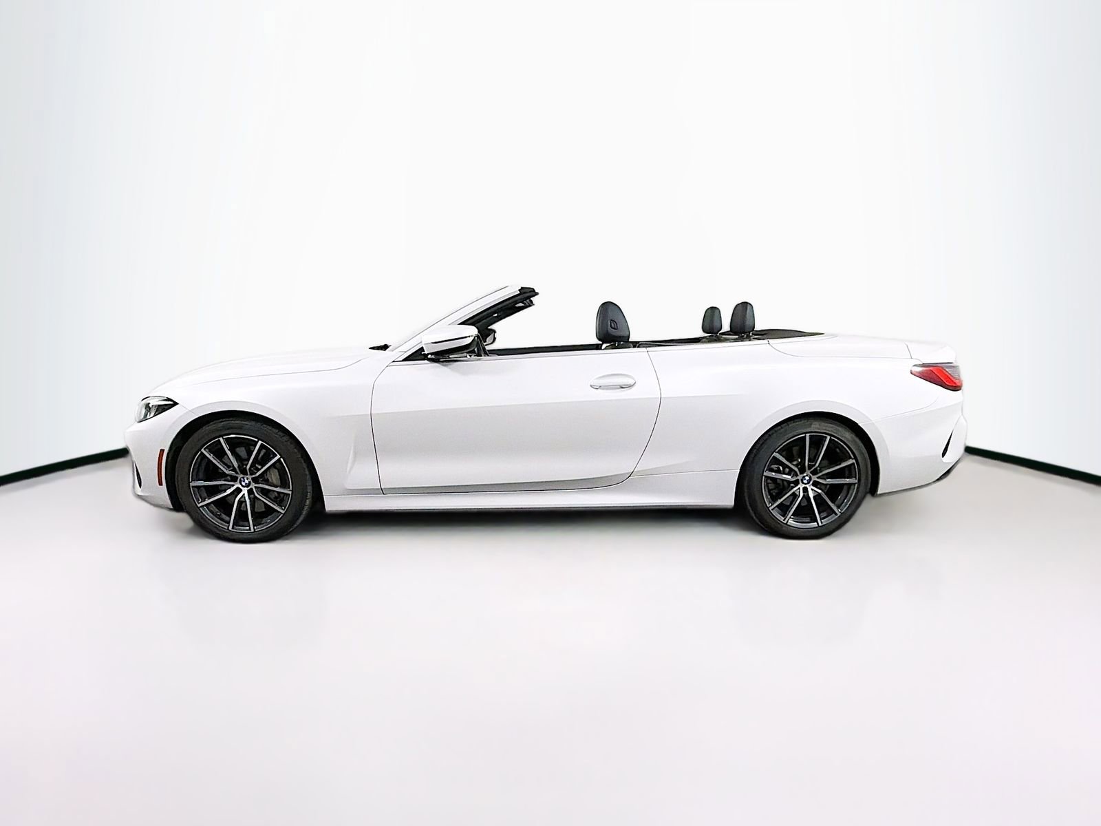 Used 2025 BMW 430i Convertible RWD image 7