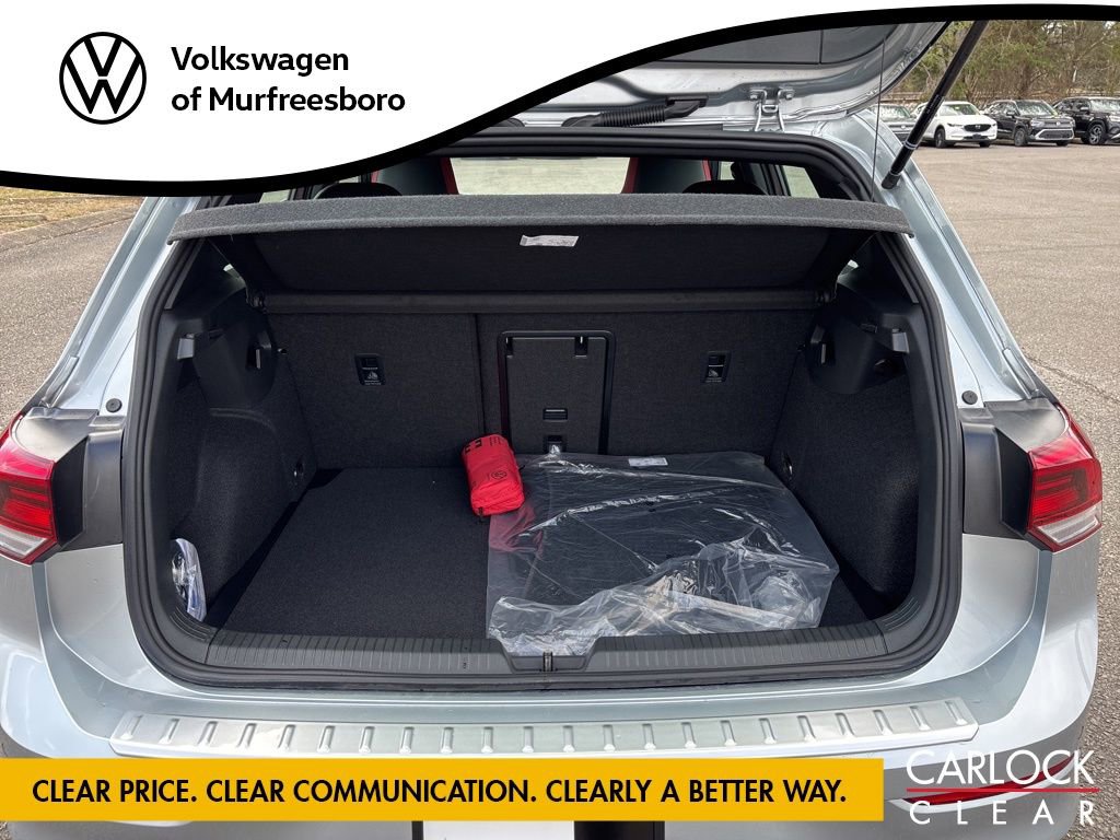 Certified 2025 Volkswagen GTI SE image 14