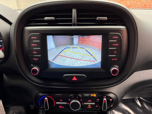 Used 2020 Kia Soul LX image 21