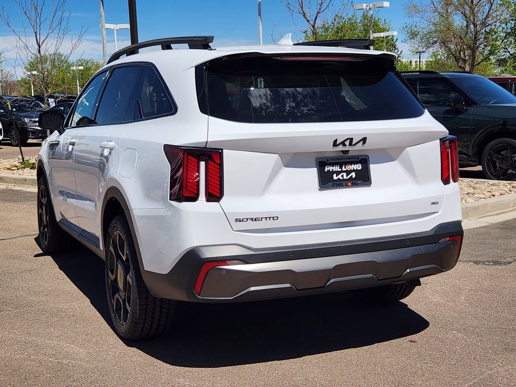 Used 2025 Kia Sorento SX image 7
