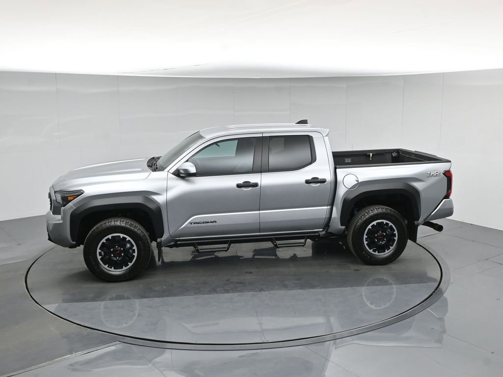 Used 2025 Toyota Tacoma TRD Off-Road image 45