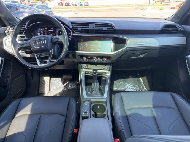 Used 2023 Audi Q3 2.0T Premium w/ Convenience Package AWD/4WD image 17