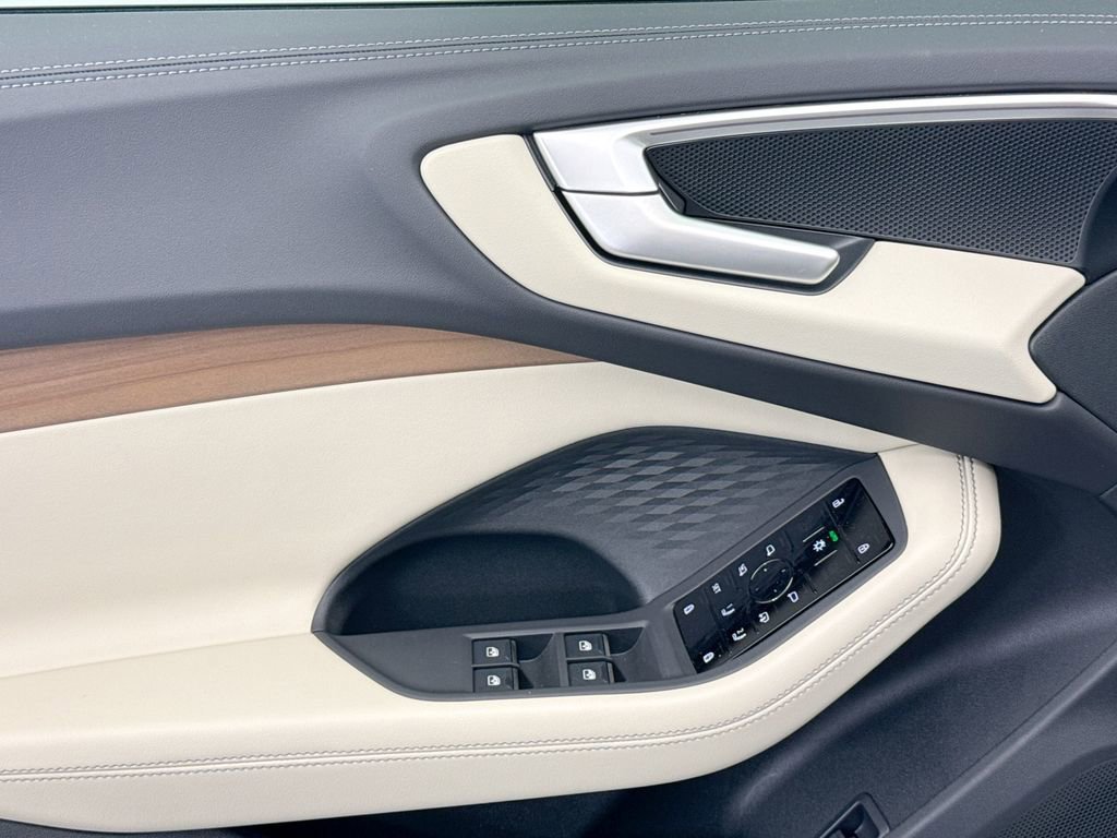 New 2025 Audi A5 2.0T Premium image 22