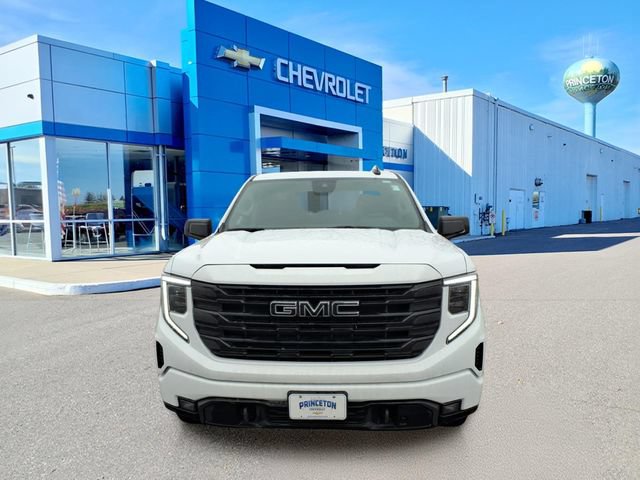 Used 2024 GMC Sierra 1500 Elevation w/ LPO, Elevation Black Package AWD/4WD image 9