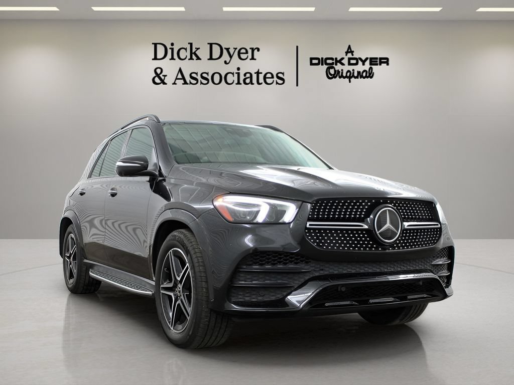 Used 2022 Mercedes-Benz GLE 580 4MATIC image 2
