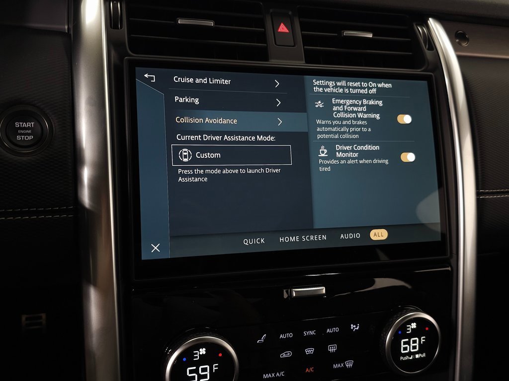 New 2025 Land Rover Discovery Dynamic SE image 23