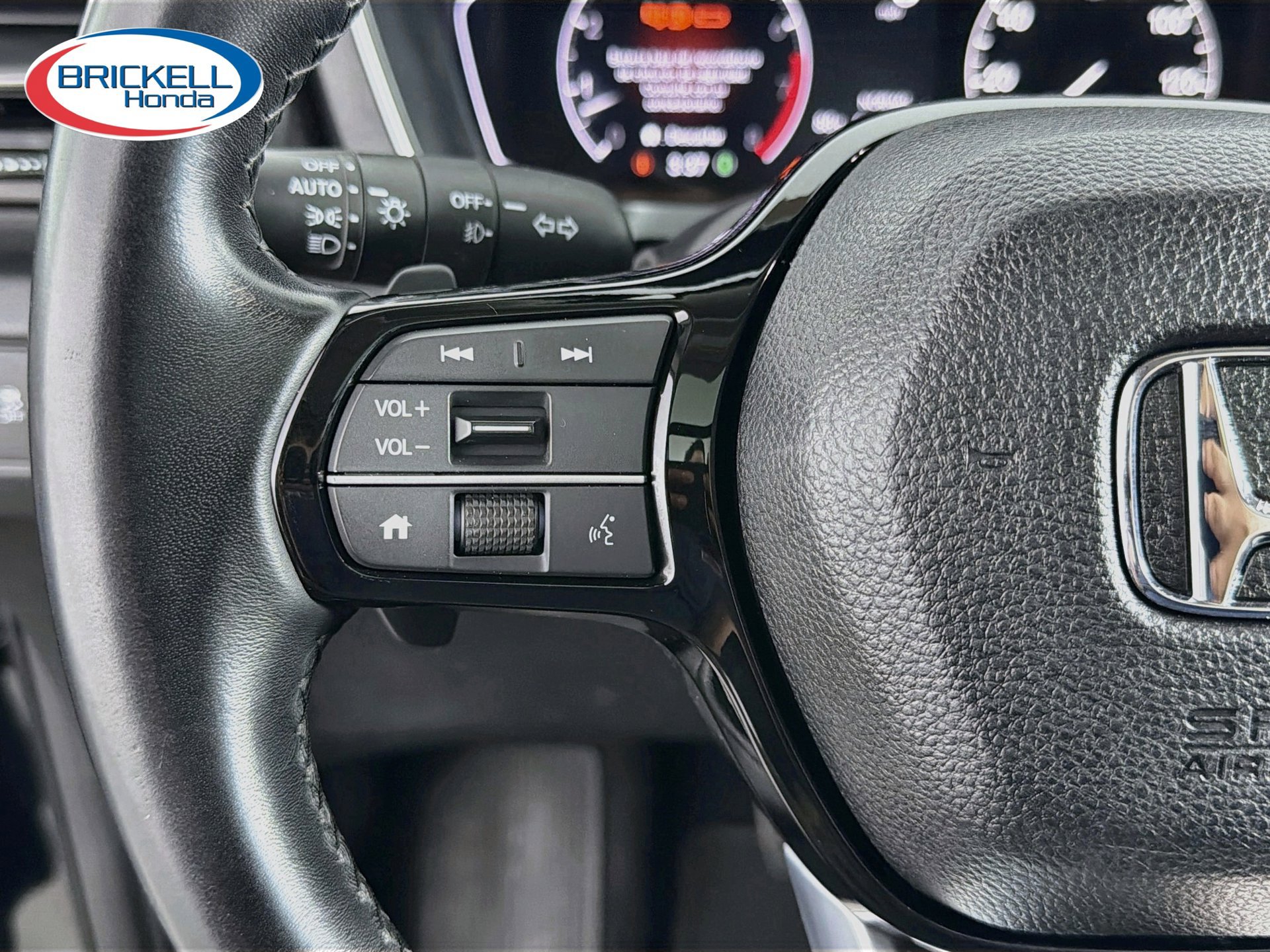 Certified 2023 Honda Pilot Touring image 41