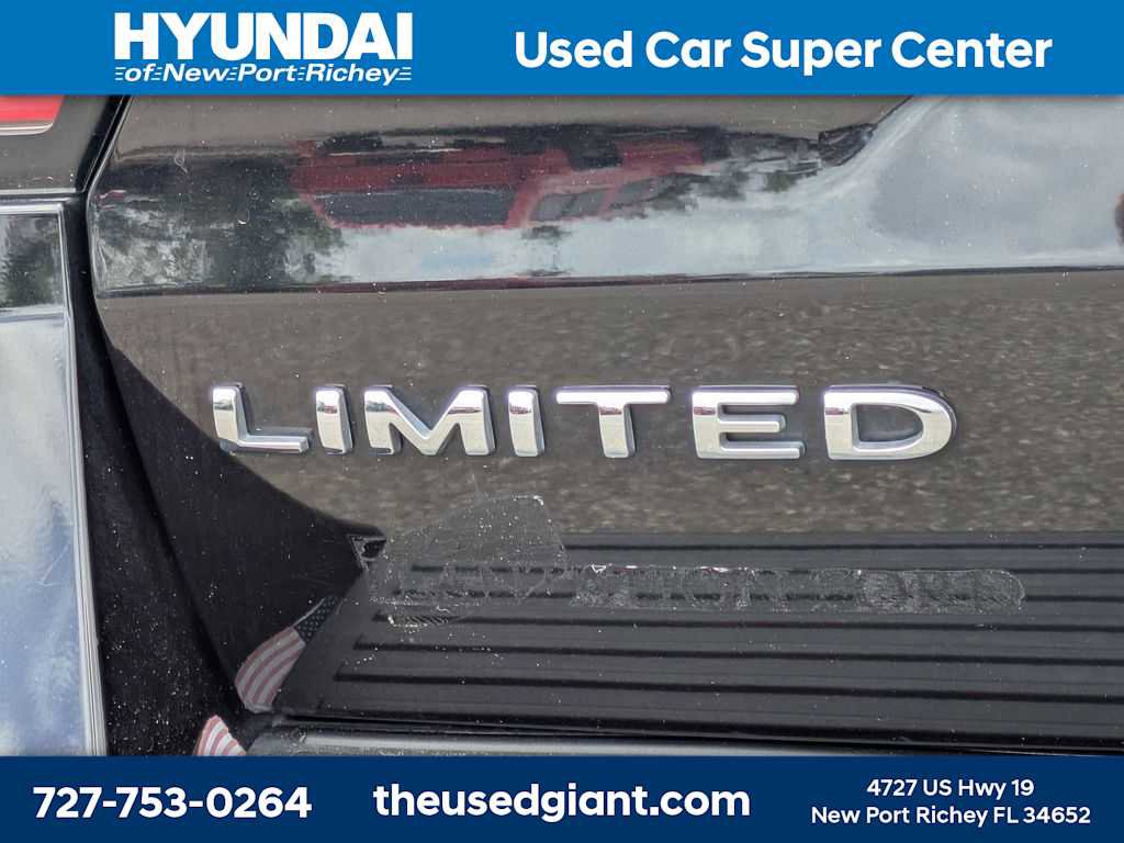 Used 2020 Ford Expedition Limited w/ Equipment Group 301A image 16