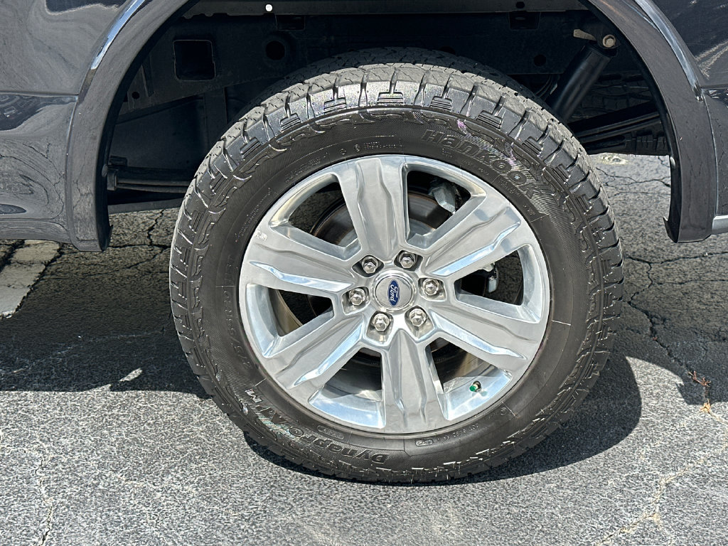 Used 2020 Ford F150 Platinum w/ Equipment Group 701A Luxury AWD/4WD image 19