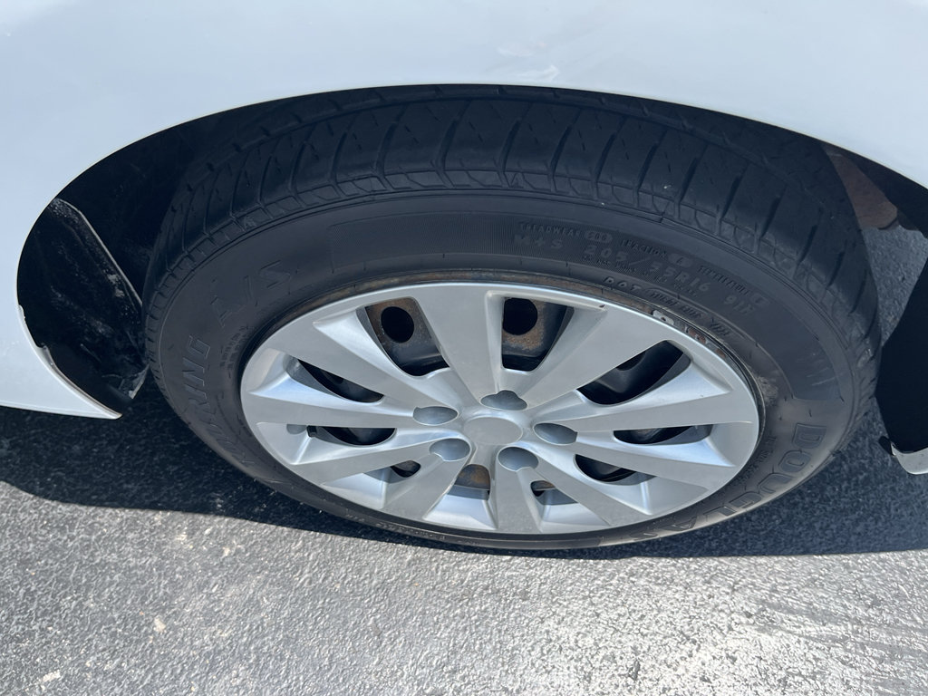 Used 2016 Nissan Sentra S FWD image 49