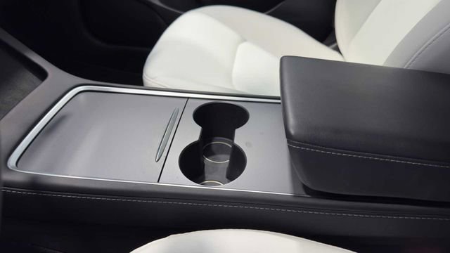Used 2023 Tesla Model 3 Long Range image 27