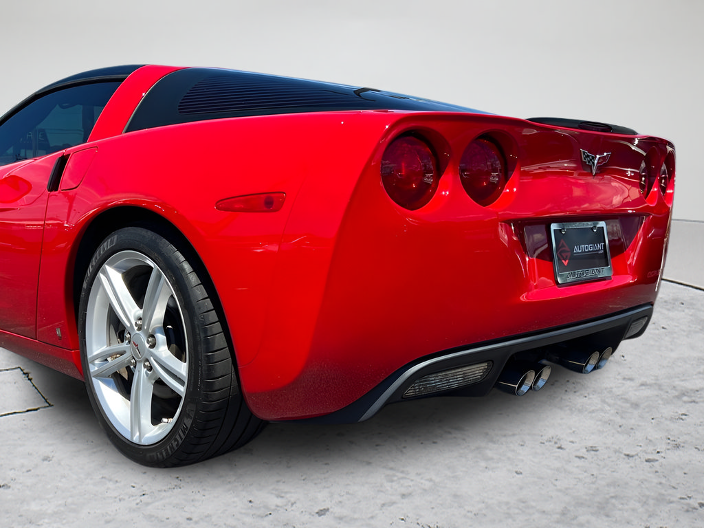 Used 2009 Chevrolet Corvette Coupe w/ Preferred Equipment Group RWD image 19