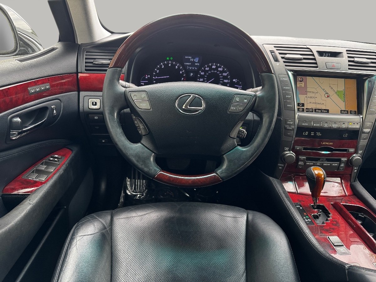 Used 2007 Lexus LS 460 RWD image 20