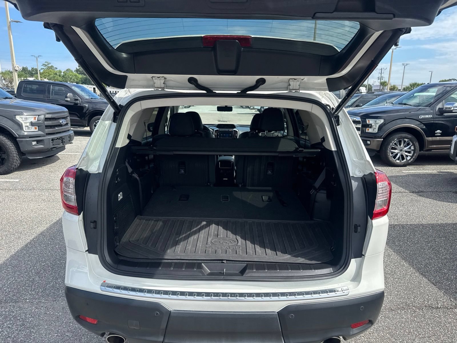 Used 2022 Subaru Ascent Touring w/ Popular Package #2A AWD/4WD image 9