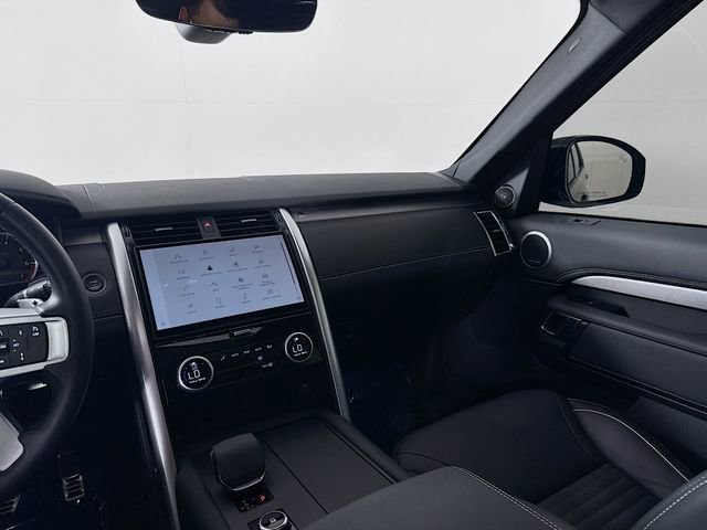 Certified 2023 Land Rover Discovery HSE R-Dynamic AWD/4WD image 26