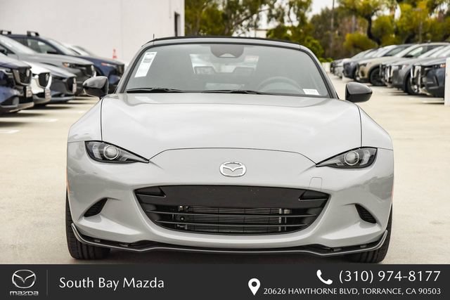New 2026 MAZDA MX-5 Miata Club w/ Interior Package RWD image 2