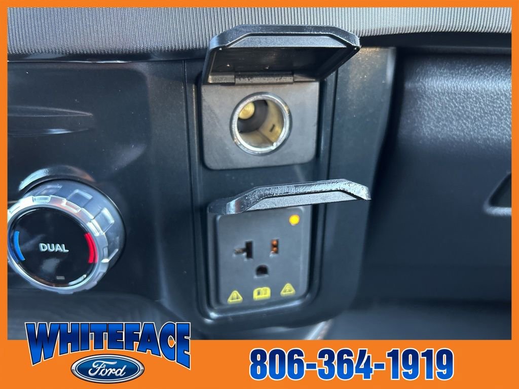 Used 2023 Ford F350 Platinum w/ FX4 Off-Road Package image 30