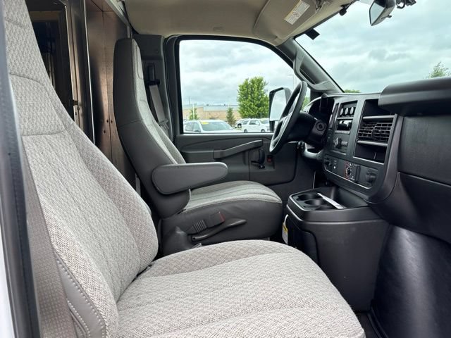 New 2026 Chevrolet Express 3500 w/ Power Convenience Package RWD image 18
