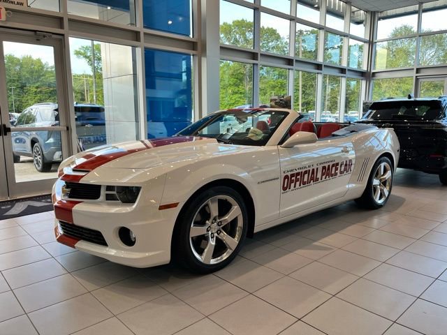 Used 2011 Chevrolet Camaro SS w/ RS Package image 2