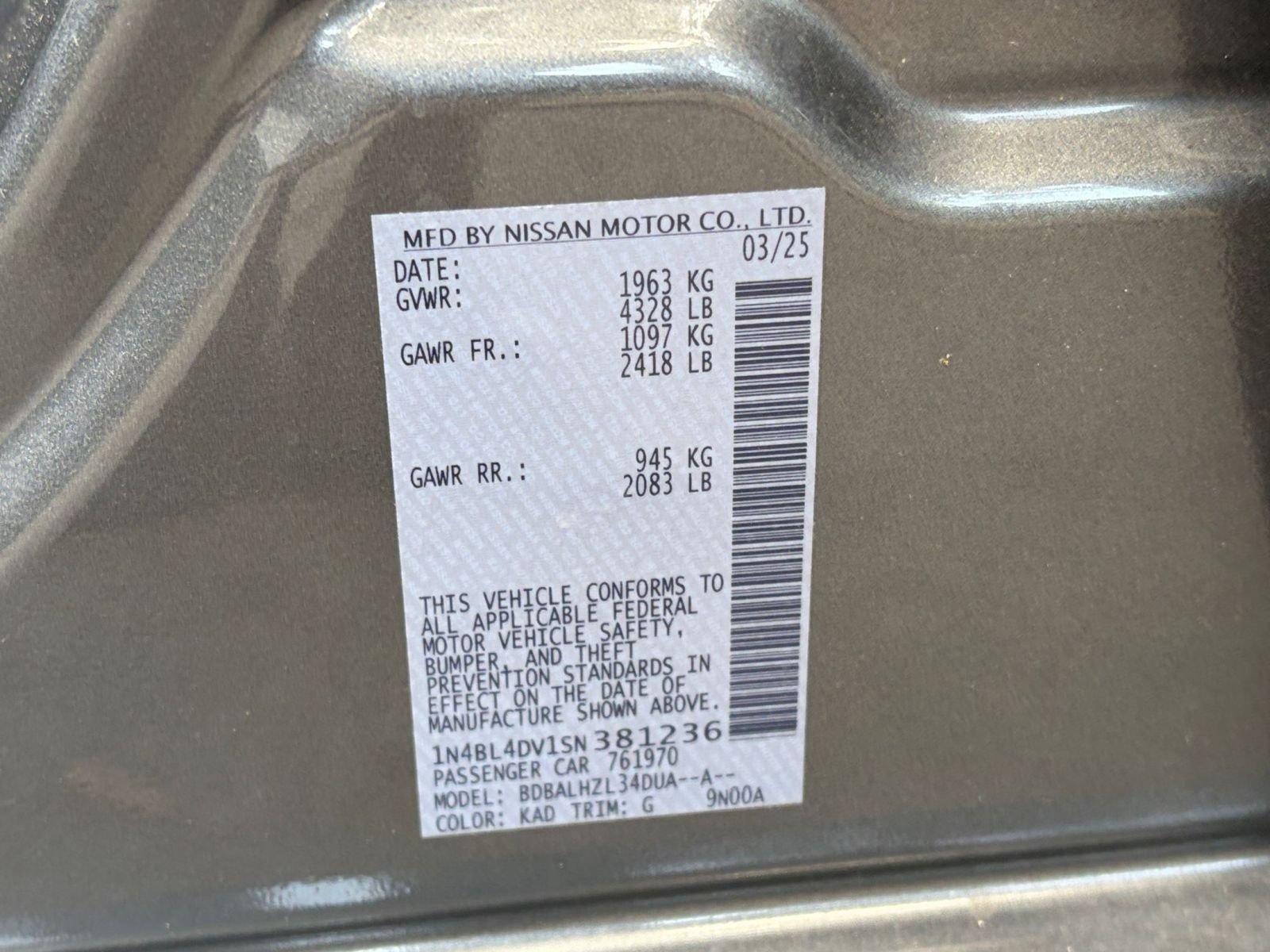 Used 2025 Nissan Altima 2.5 SV FWD image 24