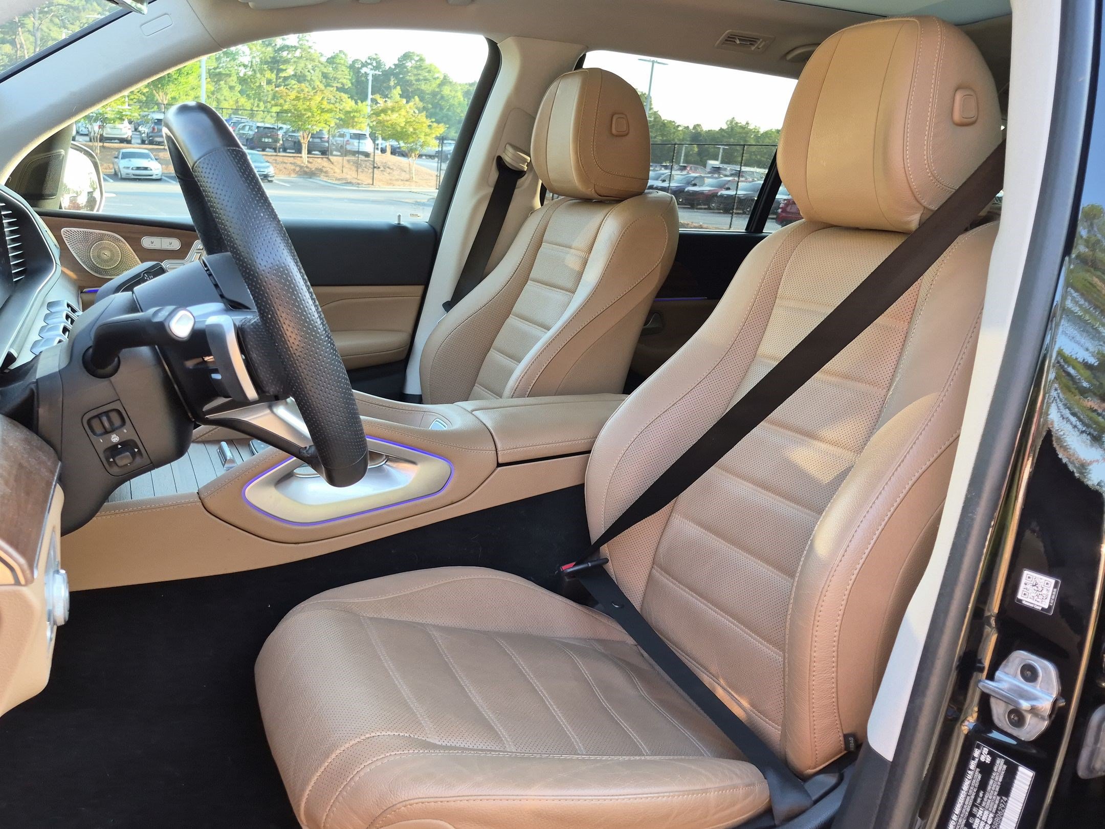 Used 2024 Mercedes-Benz GLS 450 4MATIC image 12