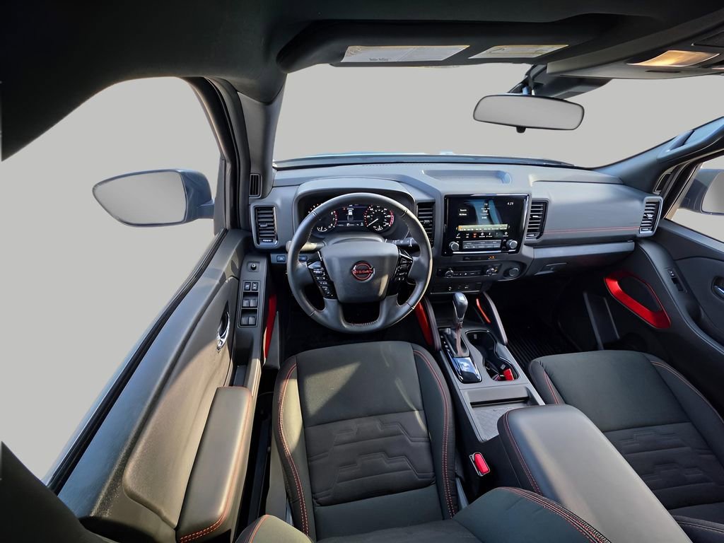 Used 2024 Nissan Frontier PRO-4X w/ Technology Package image 13