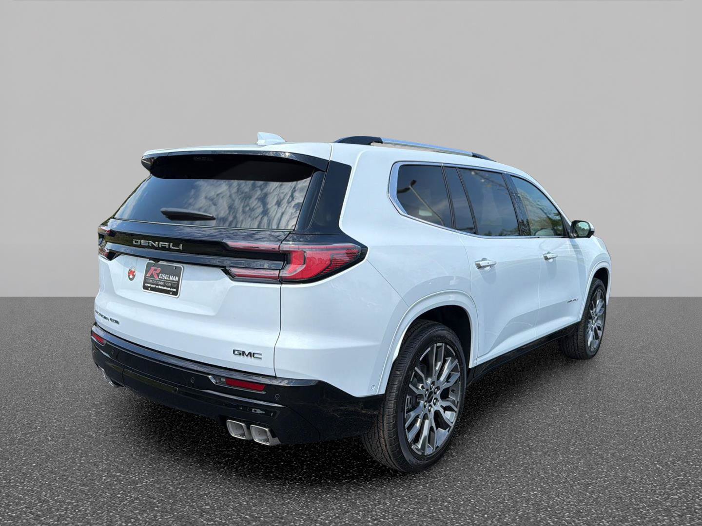 New 2027 GMC Acadia Denali Ultimate w/ LPO, Floor Liner Package AWD/4WD image 5
