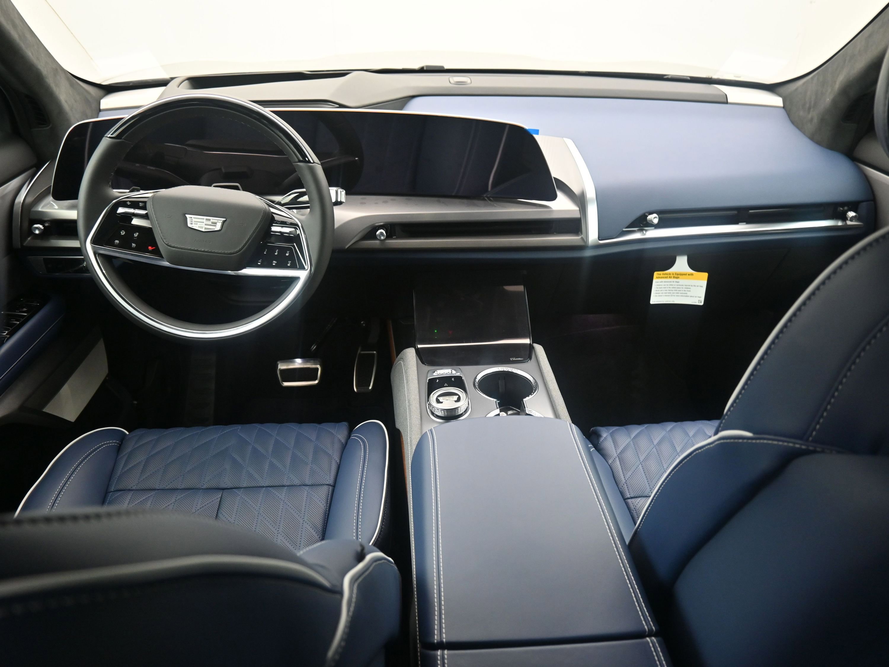 New 2026 Cadillac Vistiq Premium Luxury w/ LPO, Floor Liner Package image 10