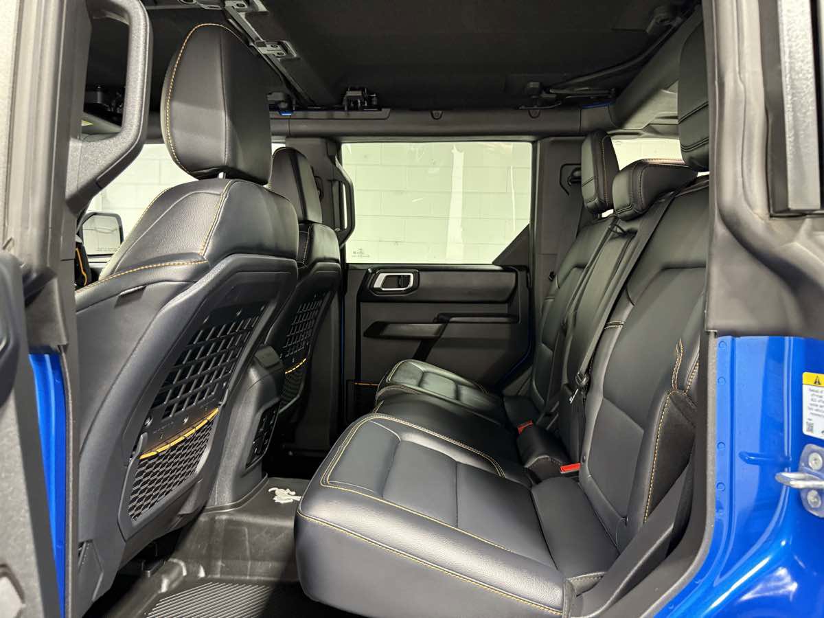 Used 2024 Ford Bronco Badlands image 18