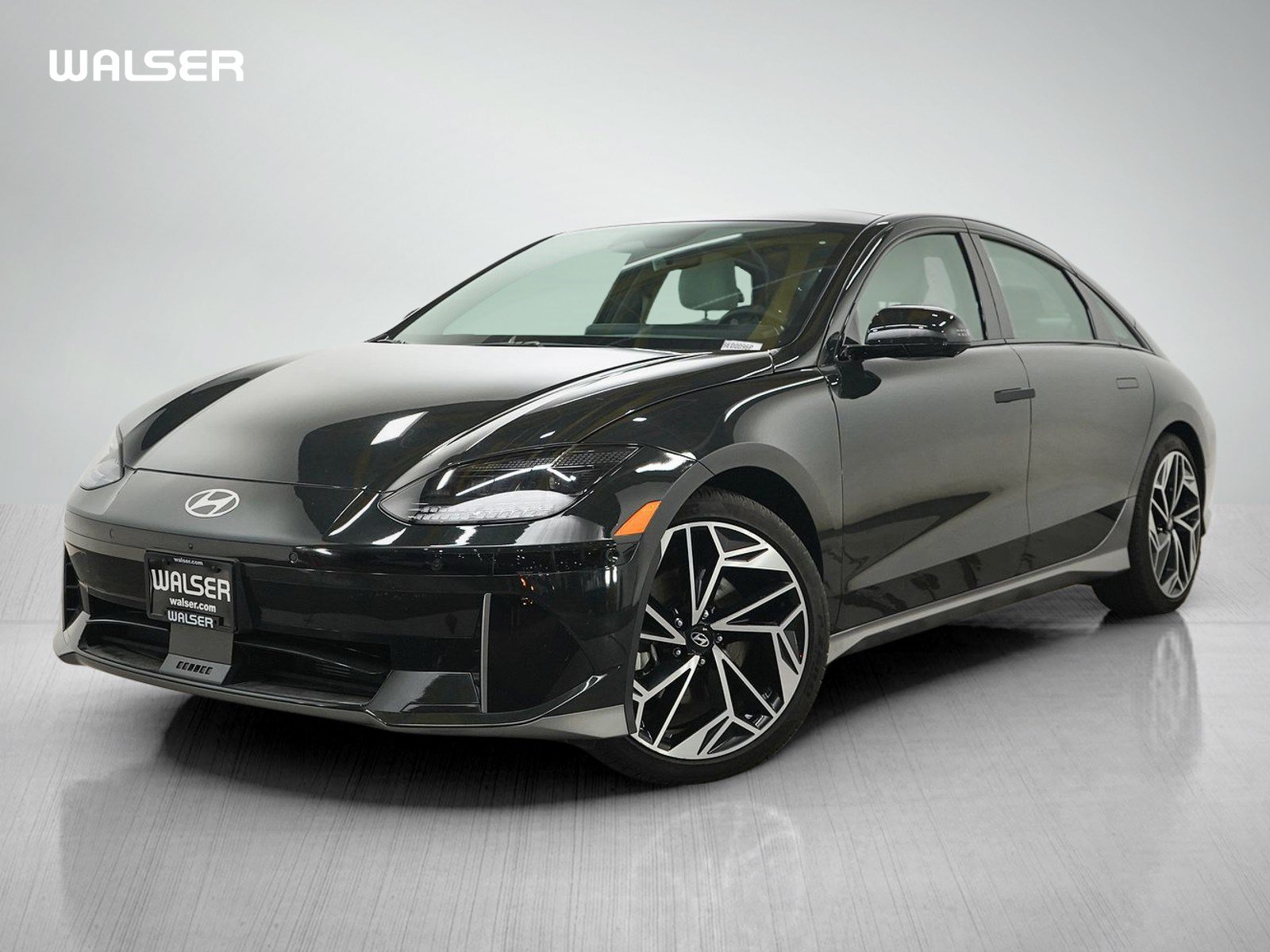 Certified 2023 Hyundai Ioniq 6 Limited AWD/4WD image 1