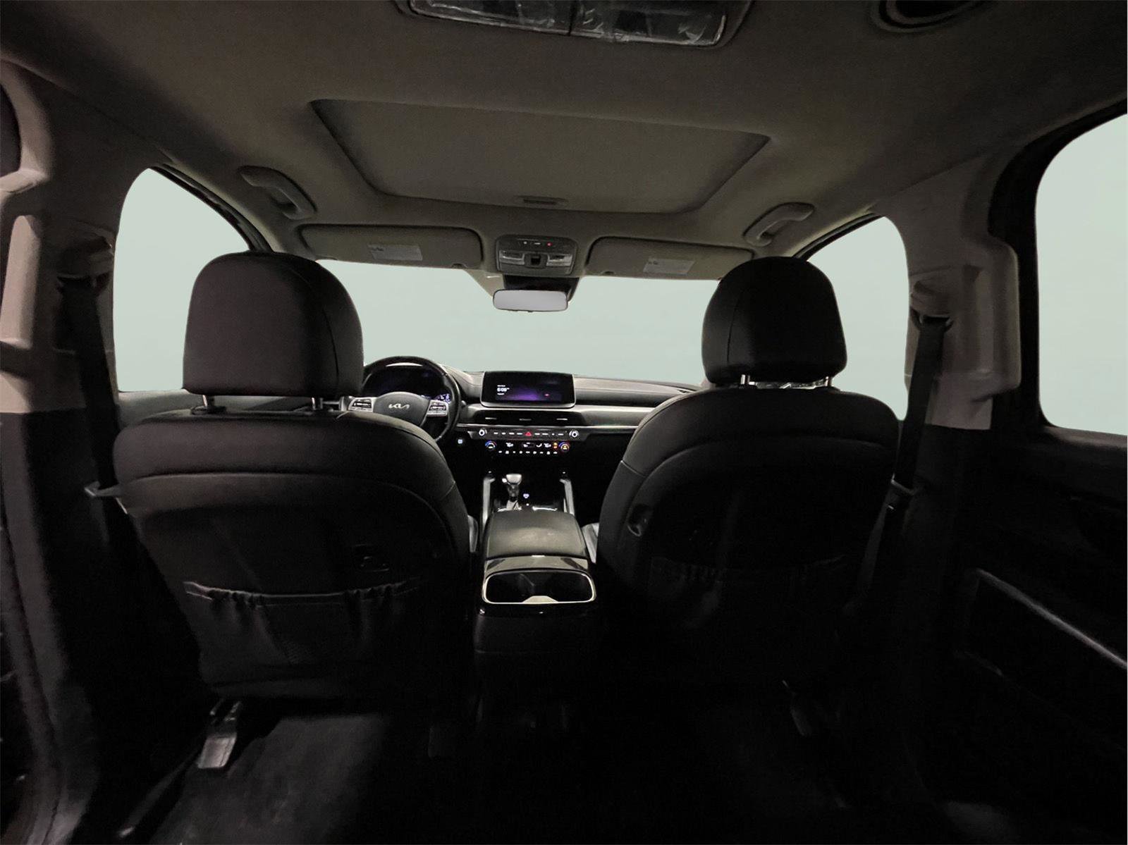 Used 2022 Kia Telluride S image 16