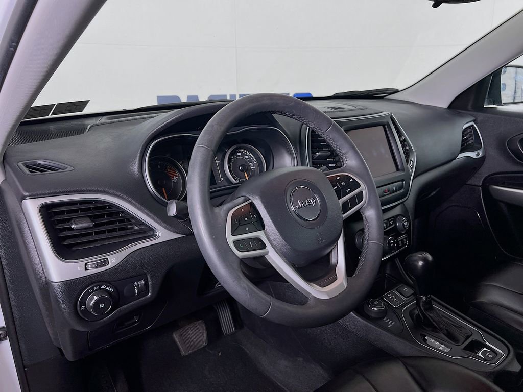 Used 2022 Jeep Cherokee Latitude image 9