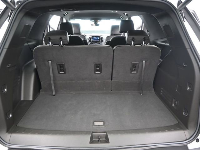 Used 2023 Chevrolet Traverse RS image 16