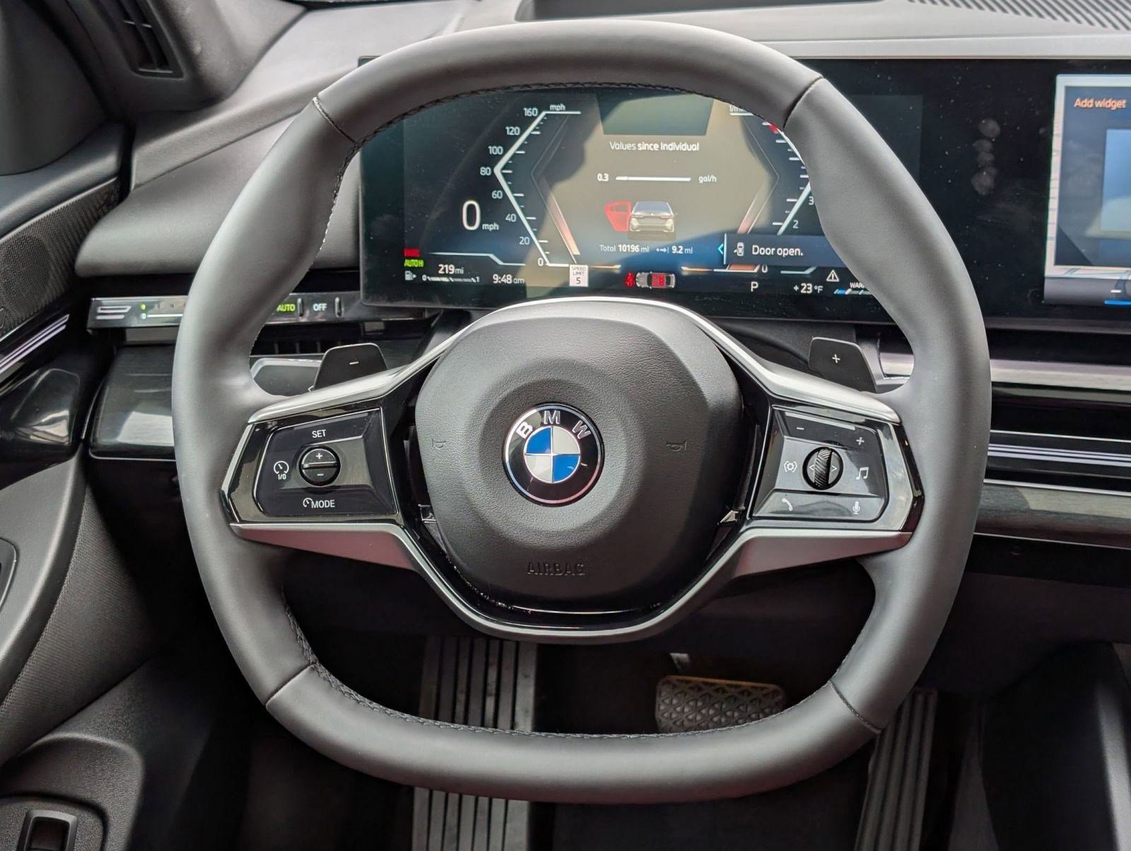 Certified 2025 BMW 530i RWD image 17